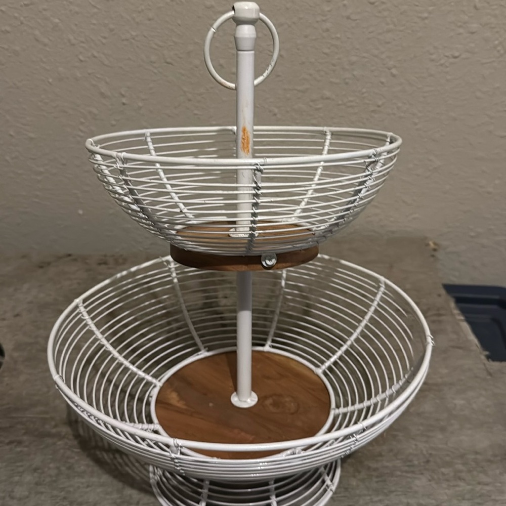 Kitchen food storage